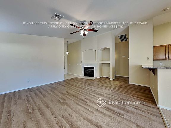 4th image of 17235 W Elaine Dr