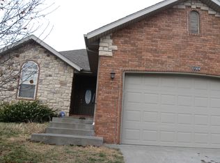 3769 W Rockwood St, Springfield, MO 65807