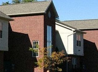 28860 5 Mile Rd, Livonia, MI 48154