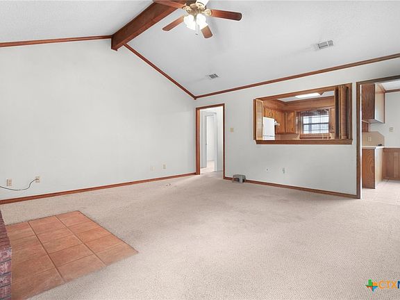 3rd image of 2503 Phyllis Dr