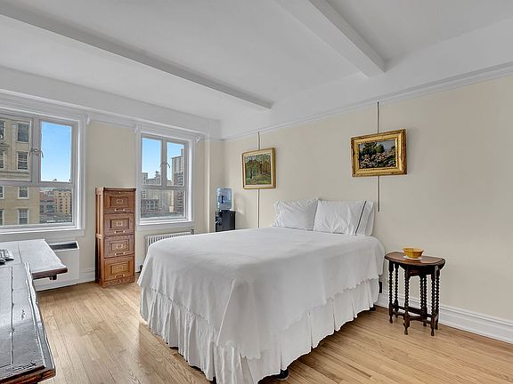 5th image of 7 W 96th St APT 14B