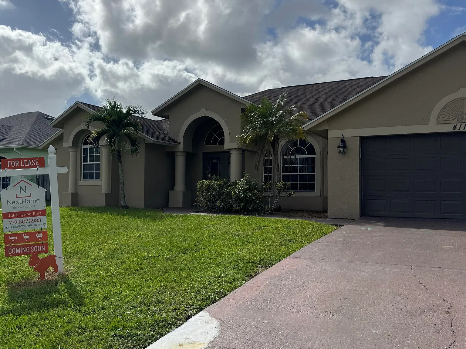 3 bed, 2.0 bath, 2049 sqft, $2,600 — Photo 1