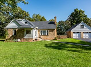 2065 Kellogg Ave, Waukegan, IL 60087