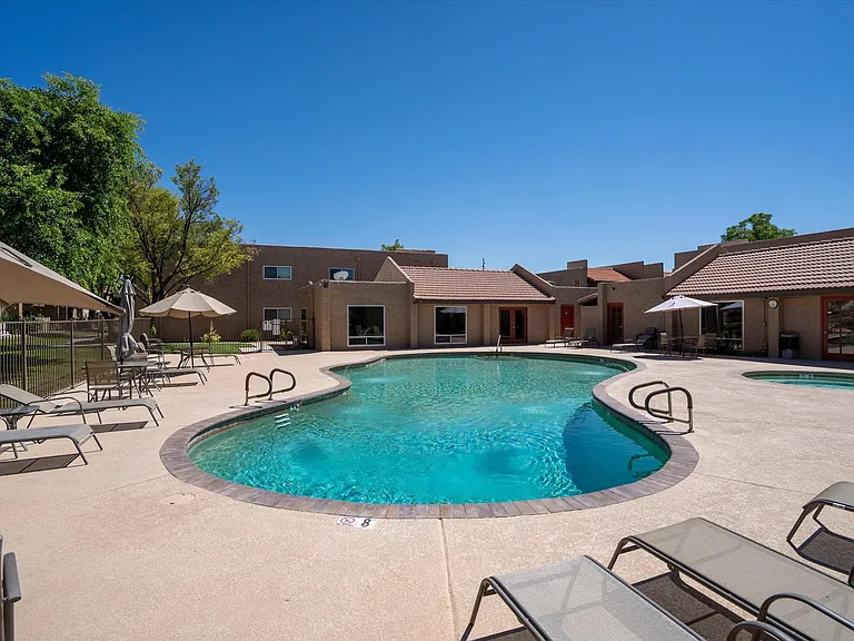 5525 E Thomas Rd #B11 — Photo 49