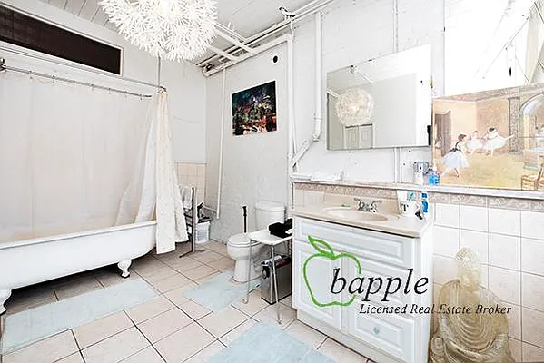 Rented by Bapple | media 7