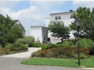 4700 E Beach Dr, Norfolk, VA 23518