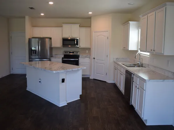 8309 Meadow Walk Ln, Jacksonville, FL 32256