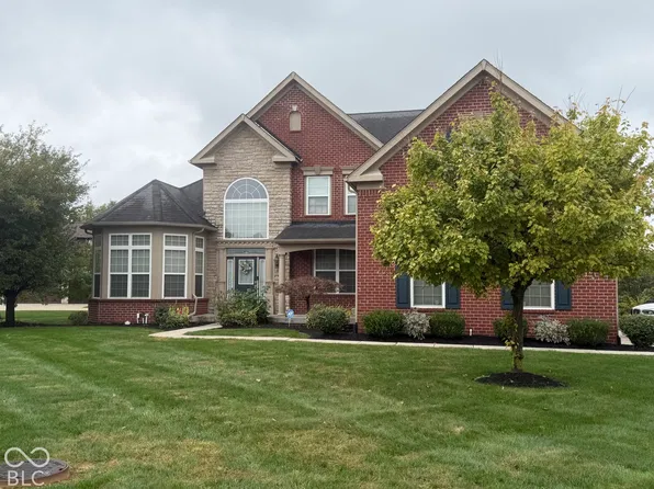 10527 Serra Vista Point, Fishers, IN 46040
