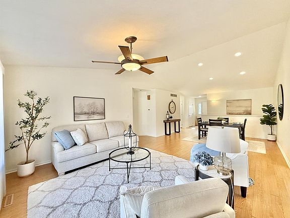 2nd image of 2447 Fieldstone Lane