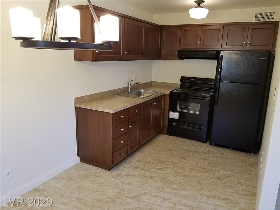 1st image of 212 Orland St APT 17