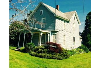 15726 W High St, Middlefield, OH 44062