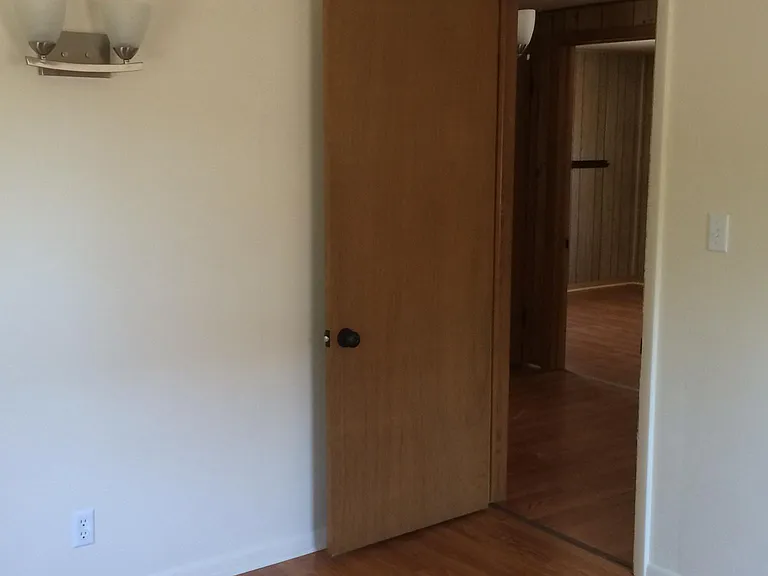 230 Riverview Ave — Photo 28