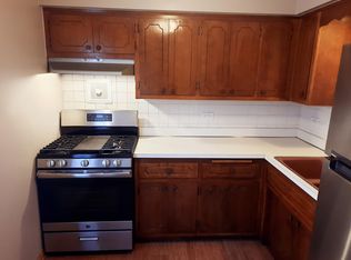 9713 S Pulaski Rd APT 1B, Evergreen Park, IL 60805