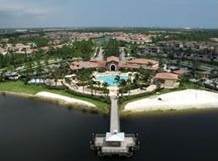 637 Castle Dr, Palm Beach Gardens, FL 33410