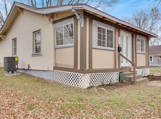 609 S Cedar Ave, Independence, MO 64053