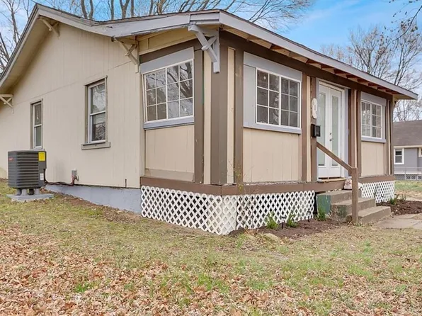 609 S Cedar Ave, Independence, MO 64053