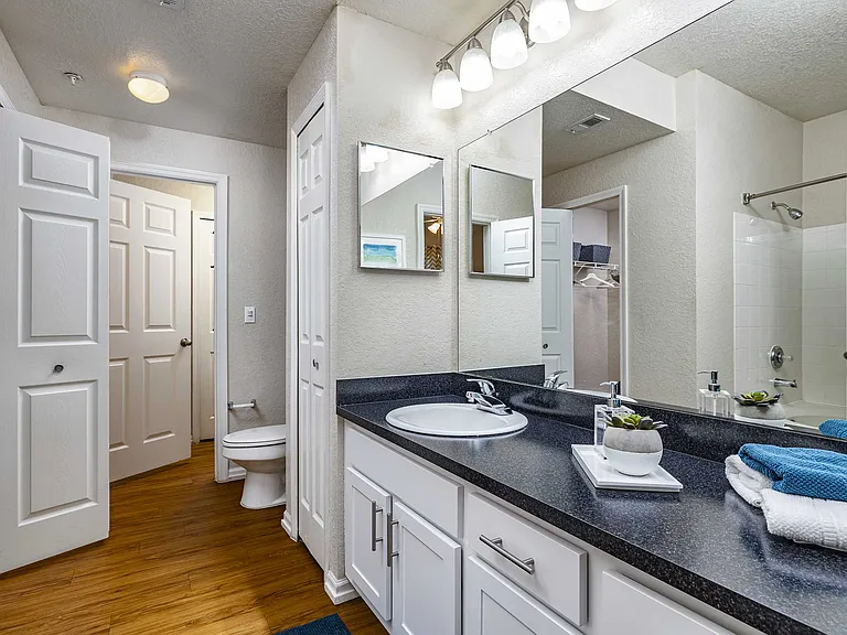 Alvista Metrowest — Photo 12