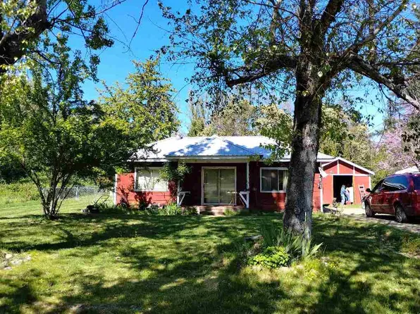 109 Park Way, Happy Camp, CA 96039