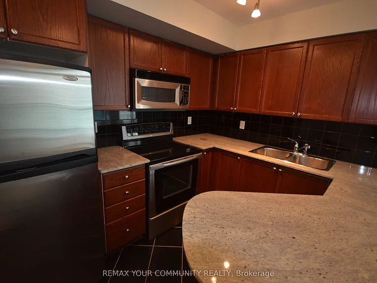 231 Fort York Blvd #1511 — Photo 3