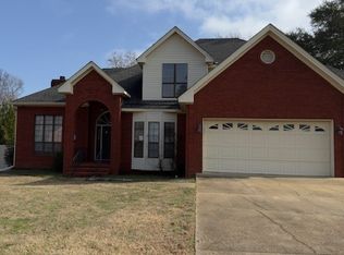 113 Shady Oak Ln, Prattville, AL 36066