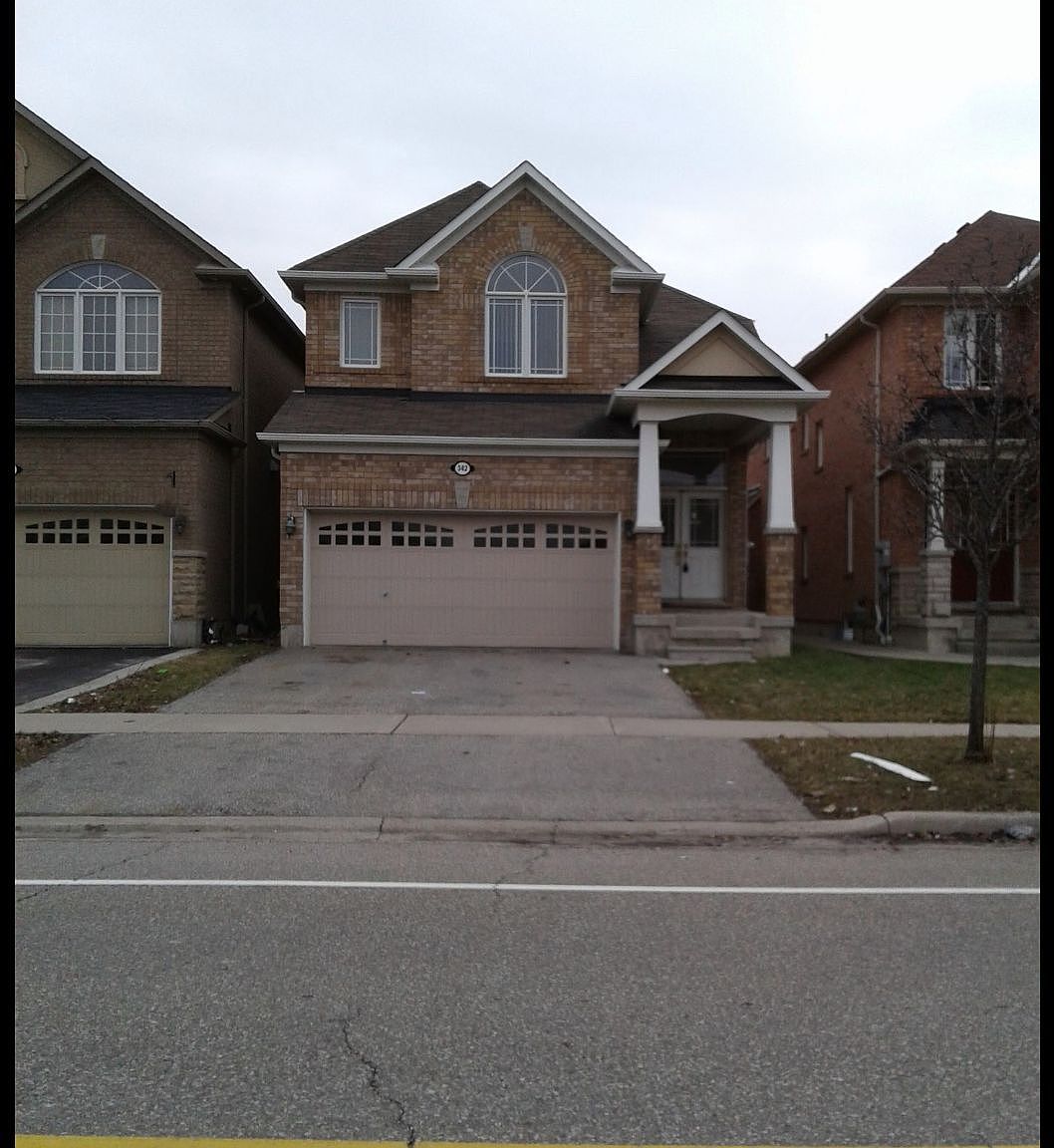342 Panhellenic Dr, Mississauga, ON L5W 0B9 Zillow