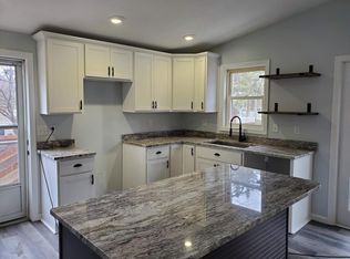 114 W Hinds Ave, Sherrill, NY 13461