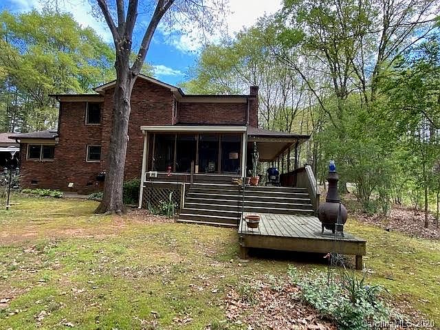 2nd image of 1141 Southwood Dr