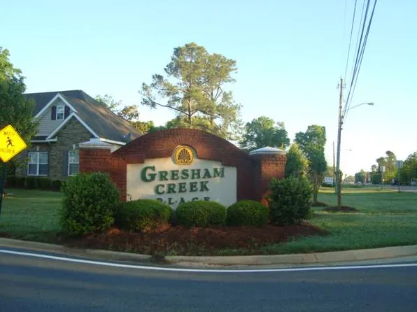 219 Christine Cir, Perry, GA 31069