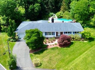 615 La Manna Dr, River Vale, NJ 07675