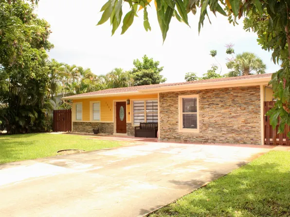 1558 NE 30th St, Pompano Beach, FL 33064