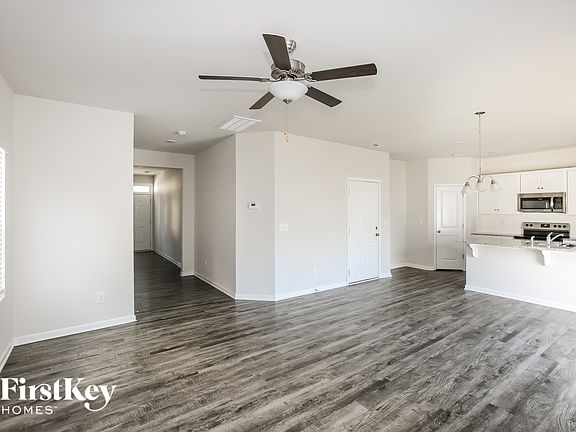 4th image of 8126 Williams Farm Dr