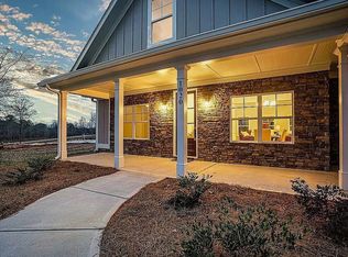 1020 Open Water Dr, Greensboro, GA 30642