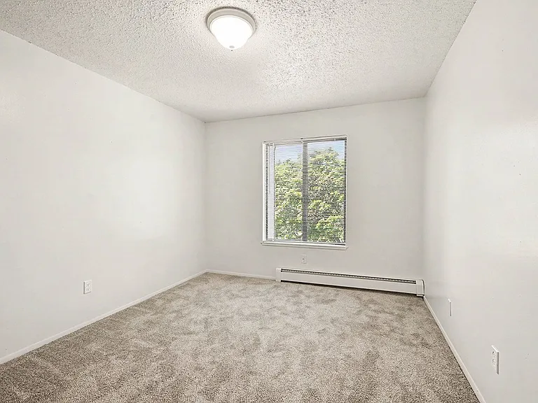 Brookside Apartments — Photo 30