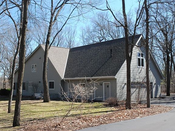 5th image of 3180 N Dekoven Dr