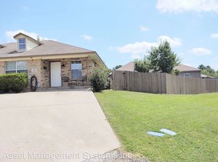 805 N Washington St #D, Pilot Pt, TX 76258