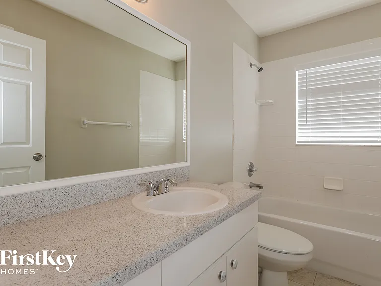 4312 Horseshoe Pick Ln — Photo 13