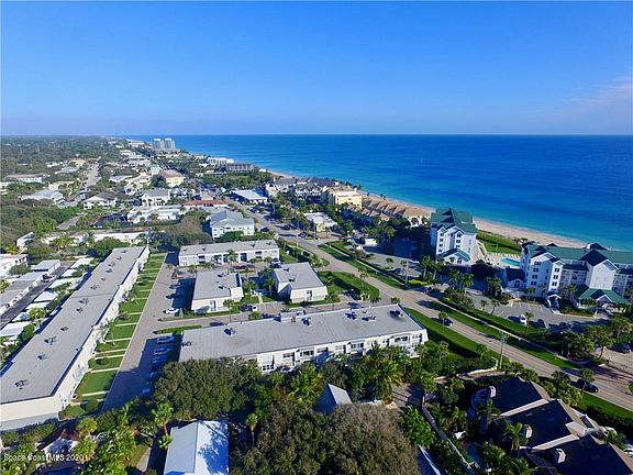 2nd image of 2743 Ocean Dr APT 35
