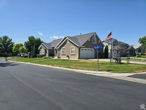 2nd image of 969 S Cove Rd