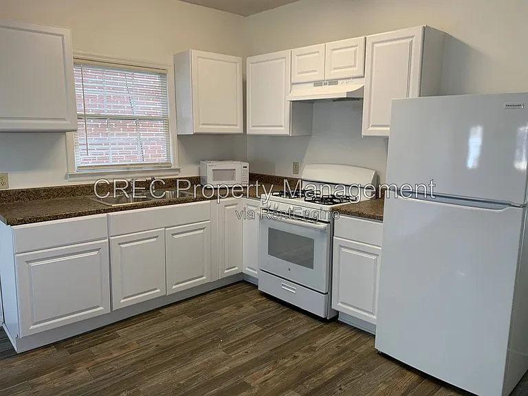 43 Kennedy St #A — Photo 9