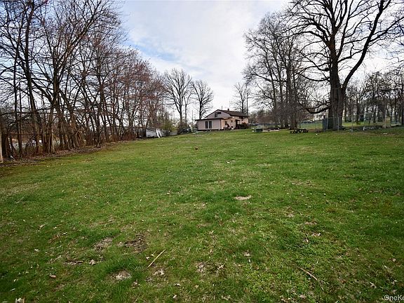 2nd image of 130 Scotland Hill Road