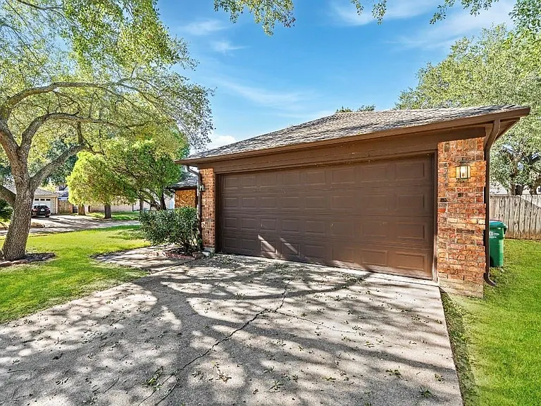 22018 Silver Lode Dr — Photo 1