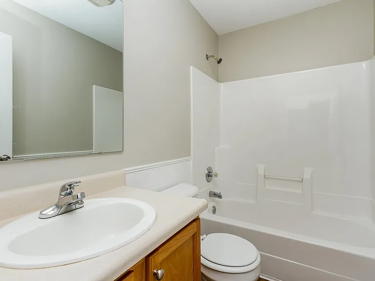 674 Austrian Way — Photo 9