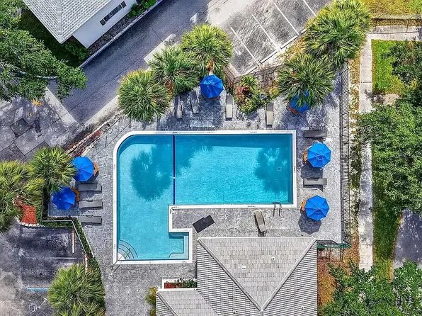 2445 SW 18th Ter, Fort Lauderdale, FL
