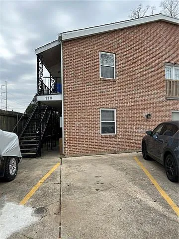 116 Marguerite Rd #3