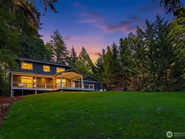 16761 NE Sanwick Place, Bainbridge Island, WA 98110