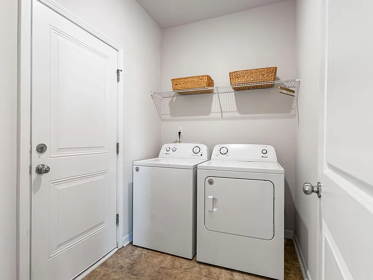 1008 Sandtrap Way — Photo 14