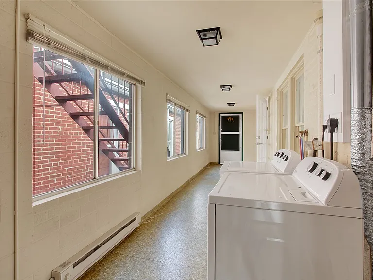 110 Baltimore St #2 — Photo 6