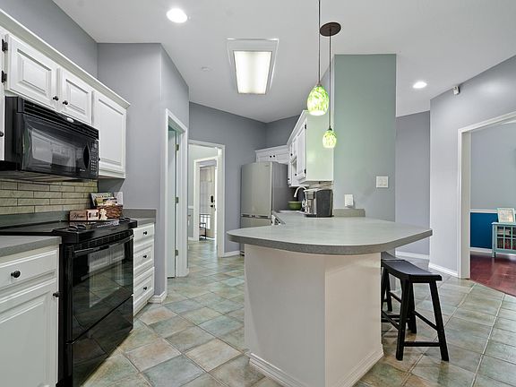 5th image of 102 Lakeland Dr