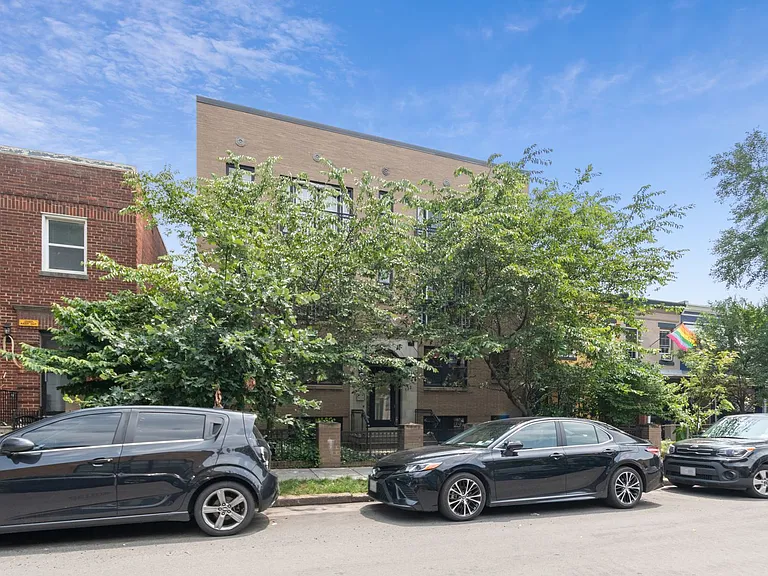732 Lamont St NW #202 — Photo 21