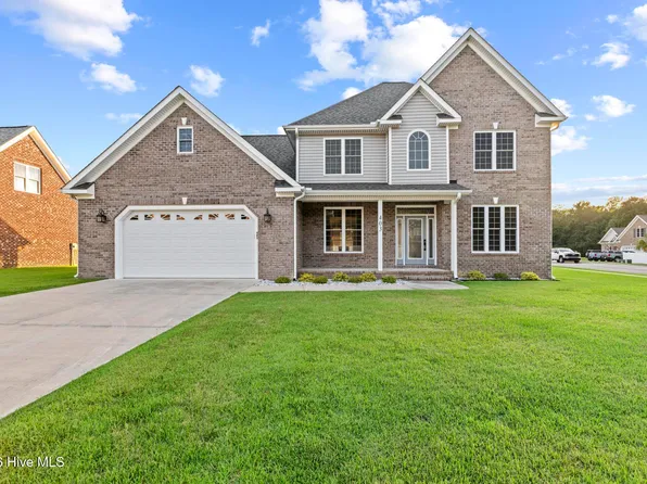 403 King Richard Court, Jacksonville, NC 28546